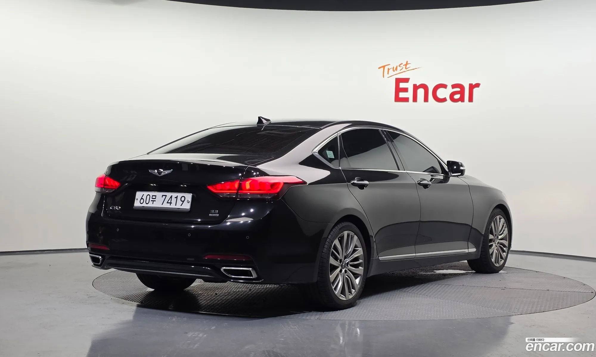 Genesis G80 2018 KMHGM41DDJU296669 — 2