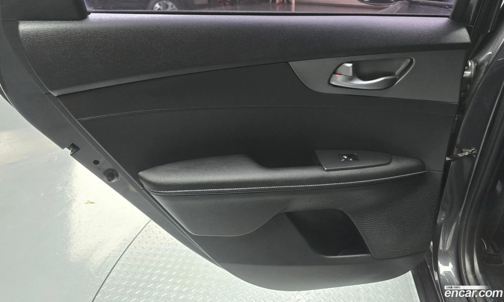 Kia K3 2019 KNAF241BEKA846817 — 10