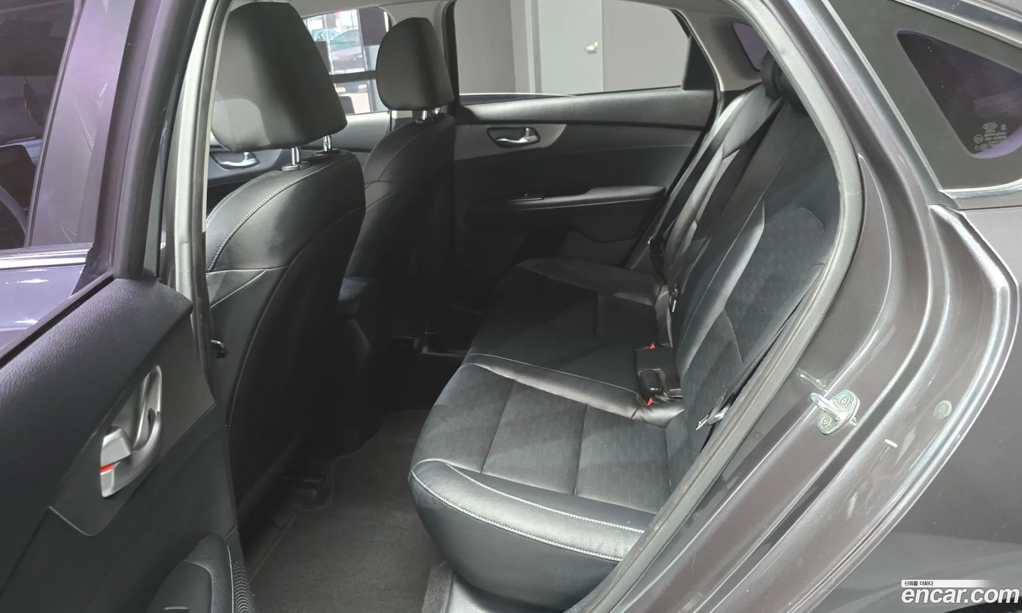 Kia K3 2019 KNAF241BEKA846817 — 6