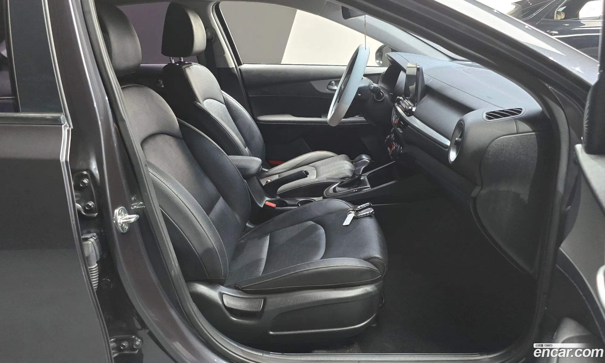Kia K3 2019 KNAF241BEKA846817 — 23