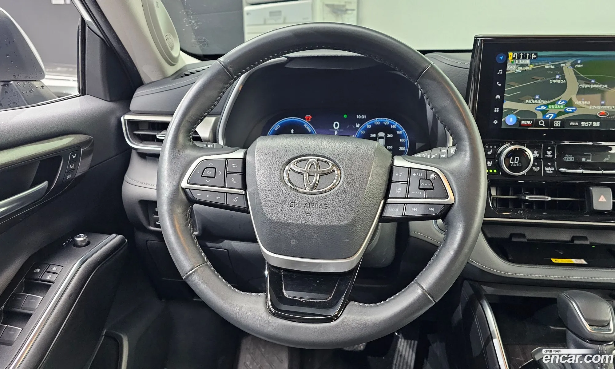 Toyota Highlander 2023 5TDXBRCH5PS132791 — 2