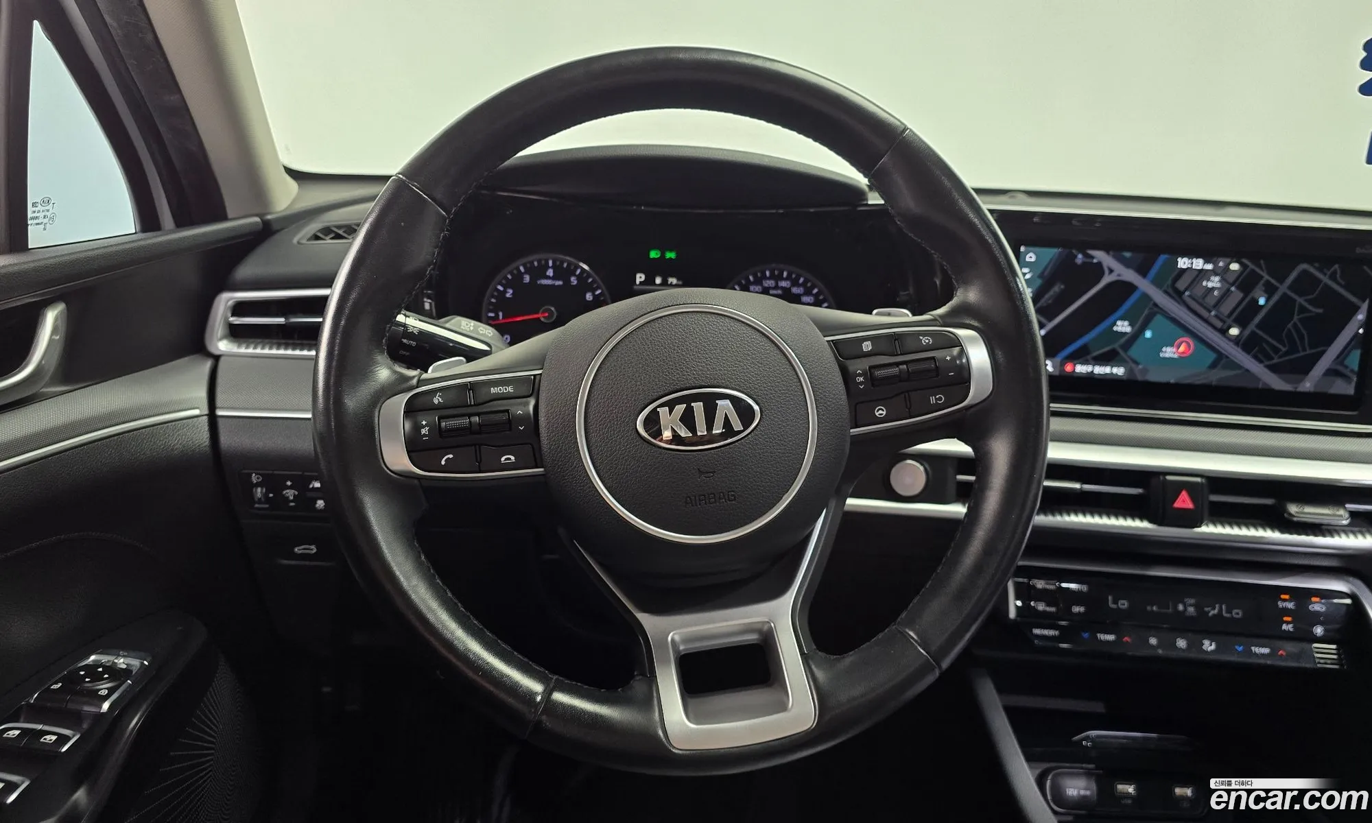 Kia K5 2020 KNAG241ABLA033401 — 7