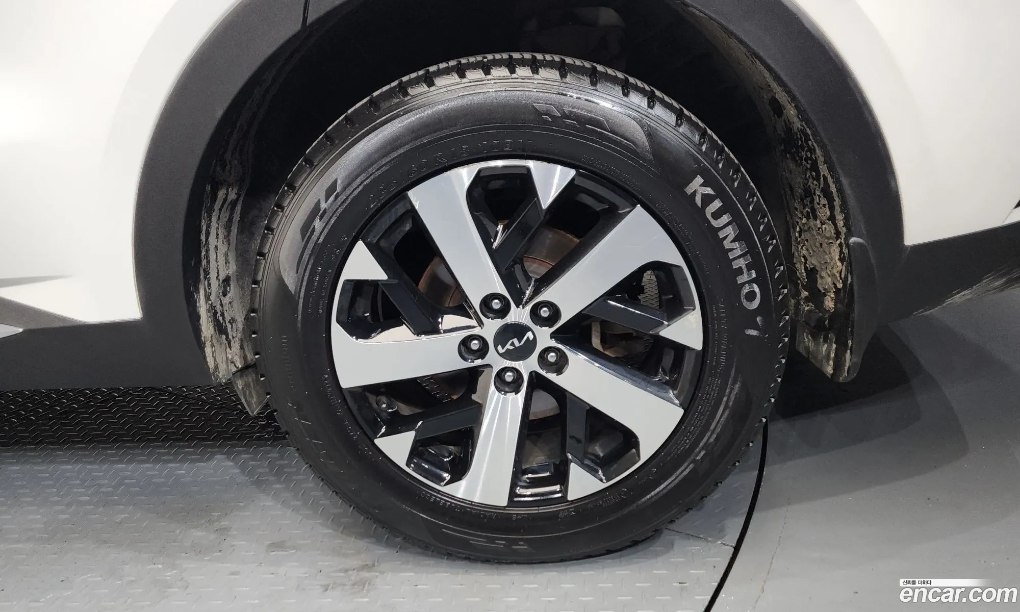Kia Sorento 2022 — 13