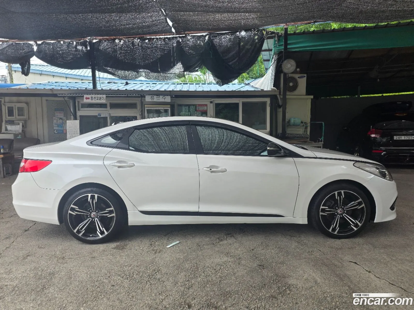 Hyundai Grandeur HG 2016 — 13