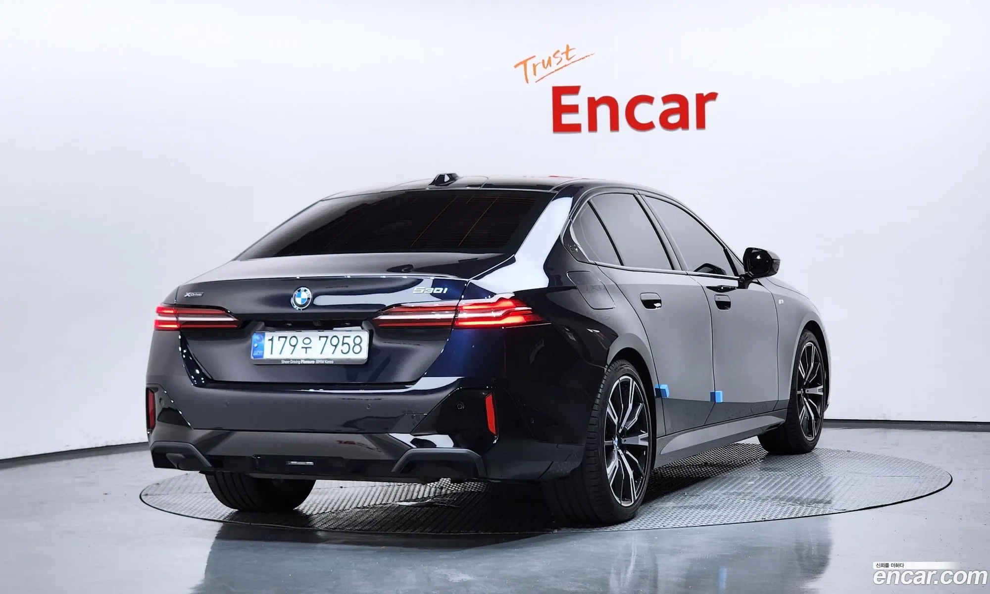BMW 5 Series 2024 — 30