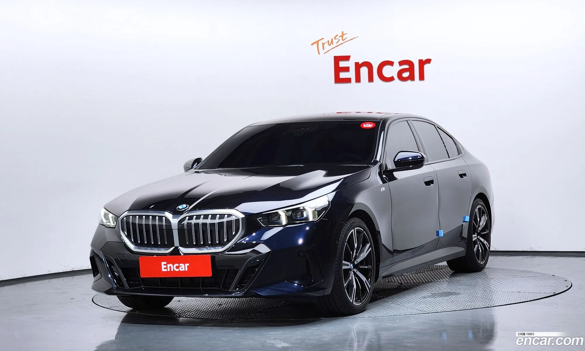 BMW 5 Series 2024 — 28