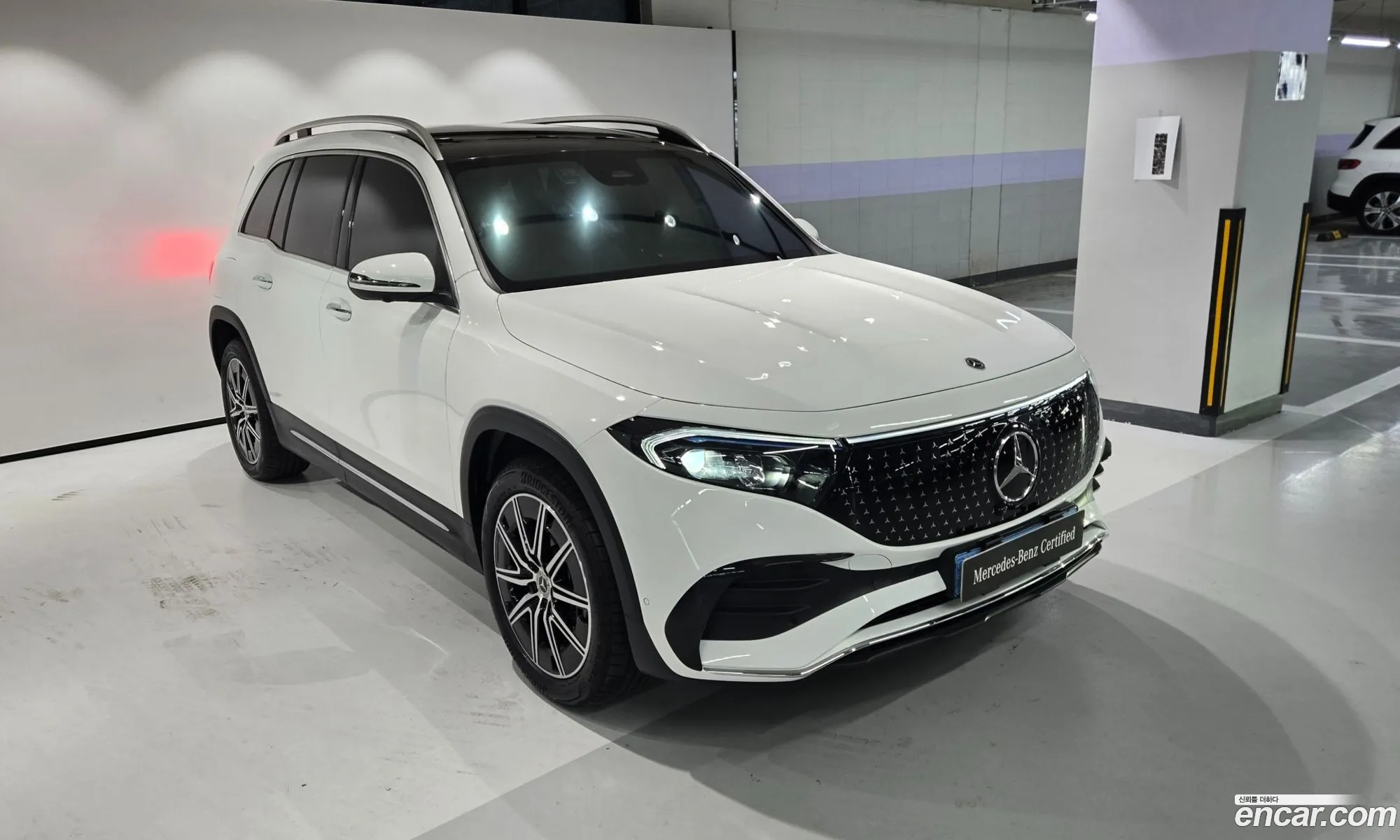 Mercedes-Benz EQB X243 2025 — 15