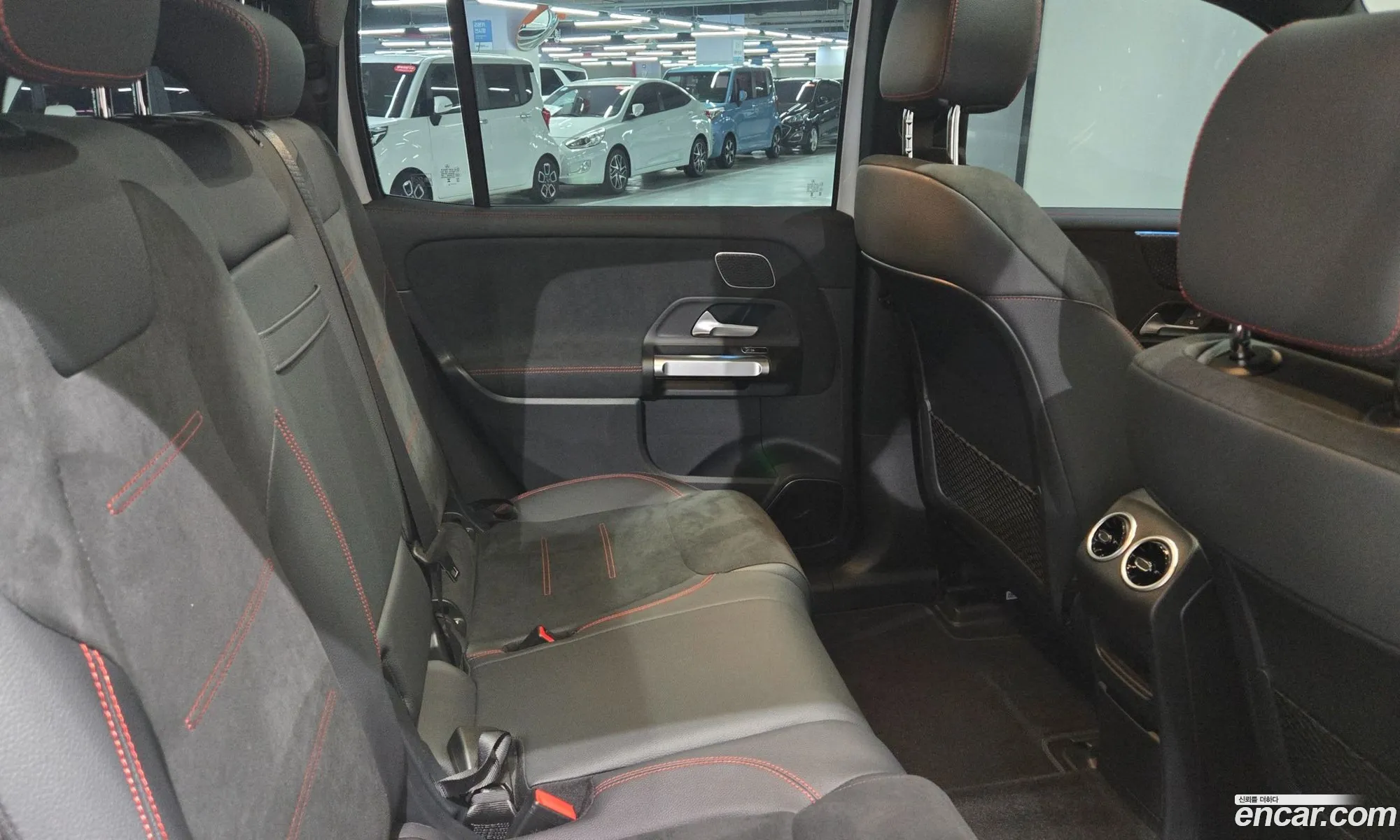 Mercedes-Benz EQB X243 2025 — 10