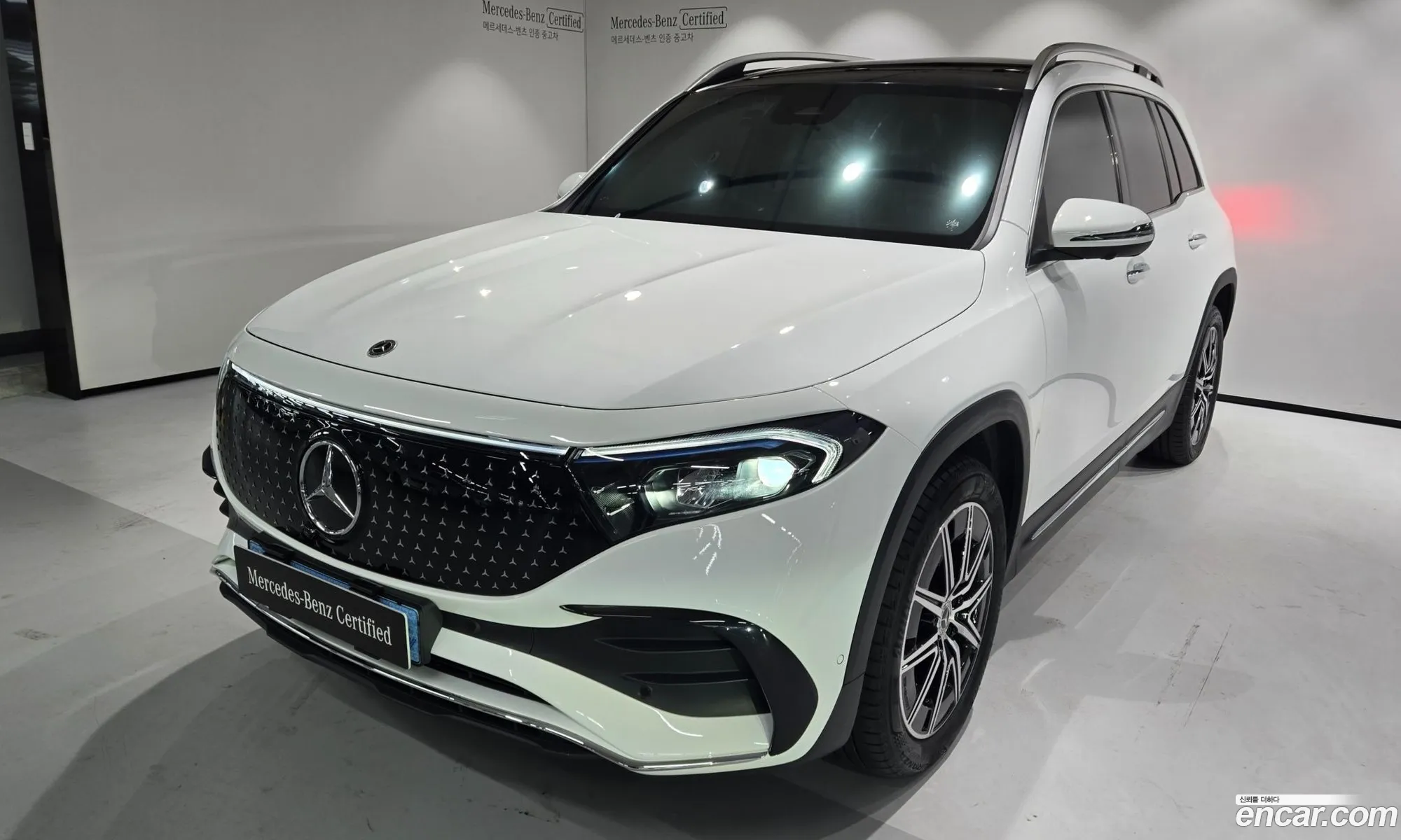 Mercedes-Benz EQB X243 2025 — 19