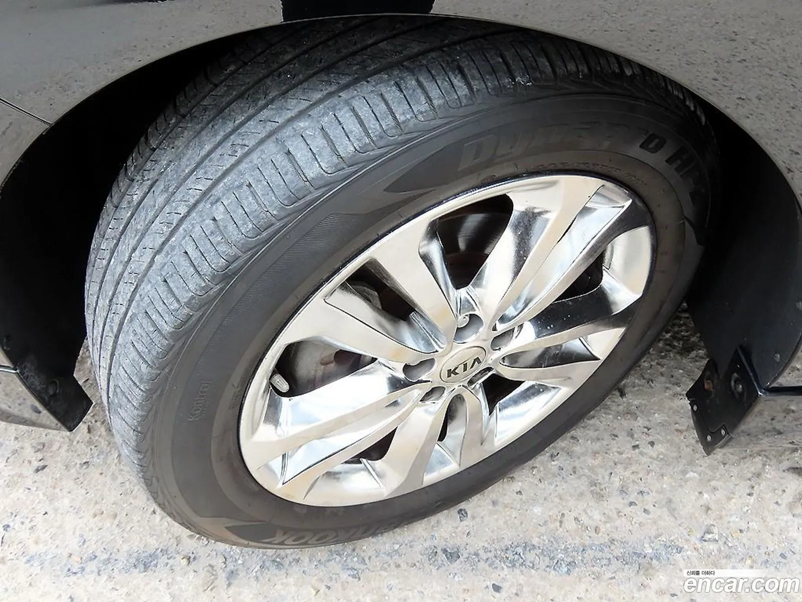 Kia Carnival 2015 — 18