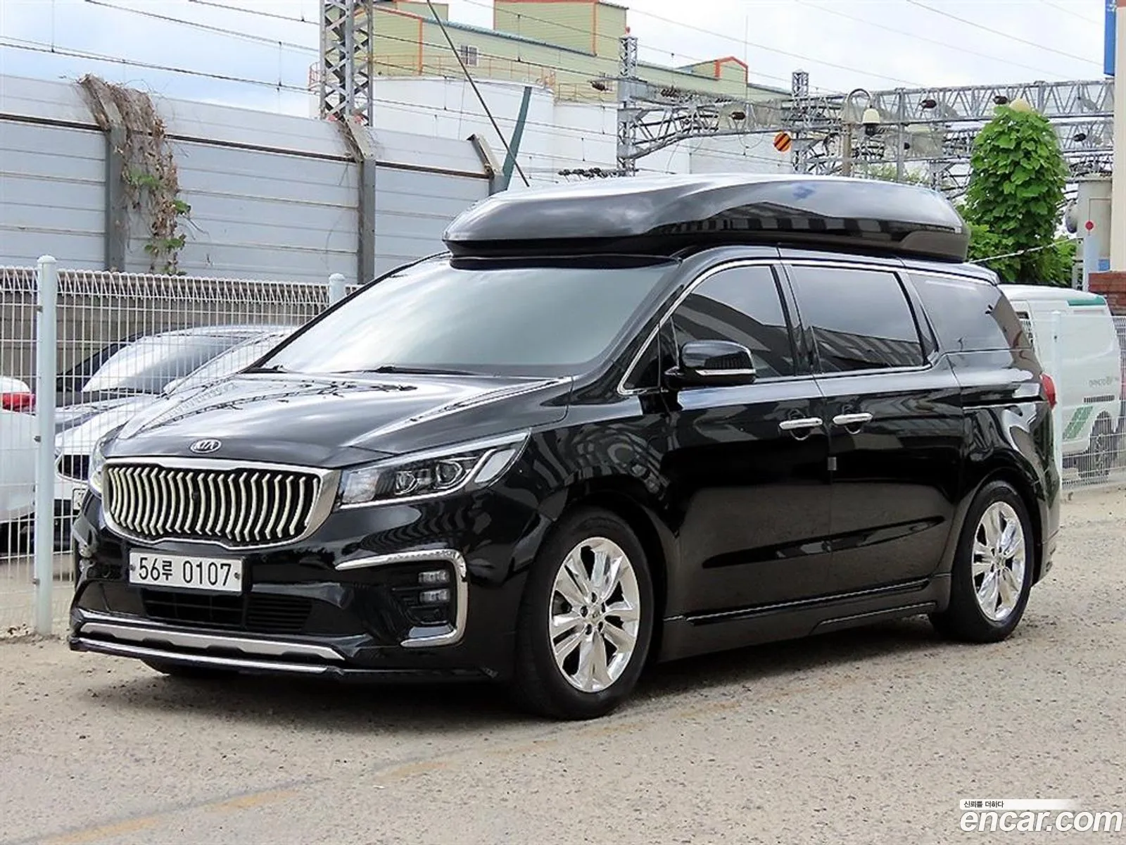 Kia Carnival 2015 — 7