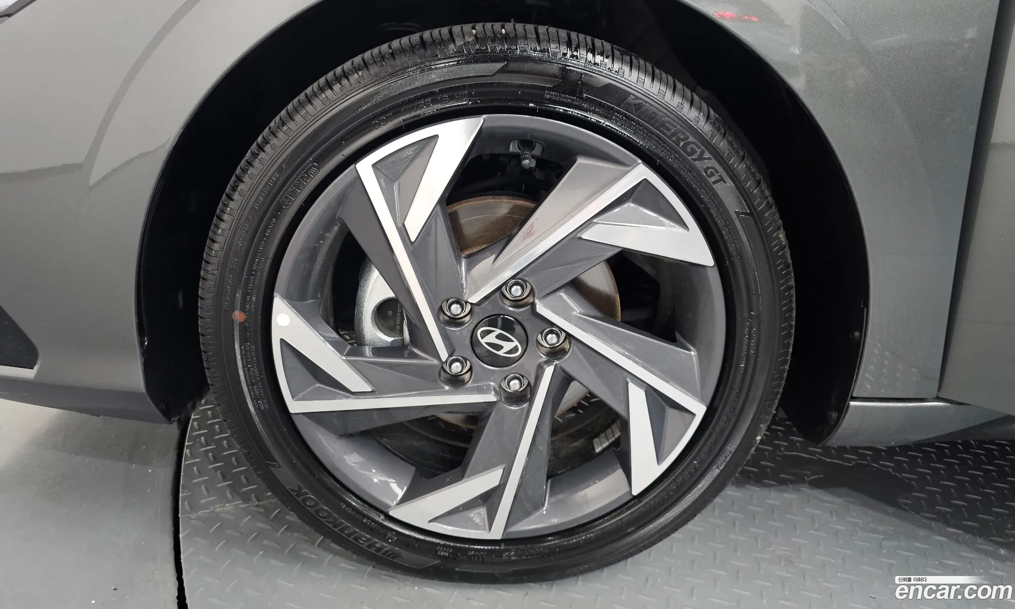Hyundai Elantra 2025 KMHLR41EETU073469 — 33