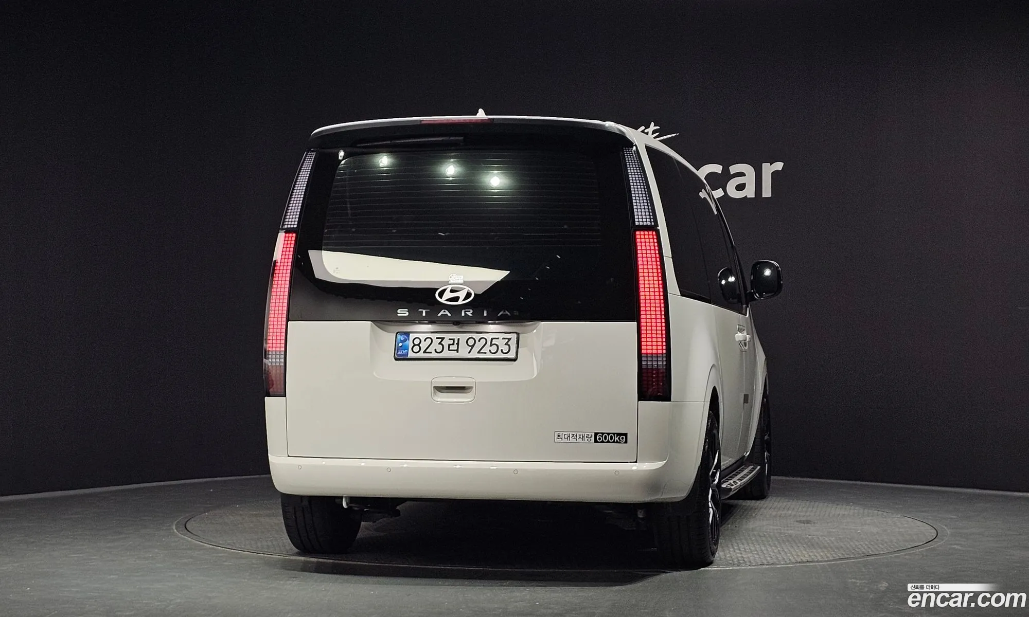Hyundai Staria 2025 KMFYCX71BSC228614 — 12