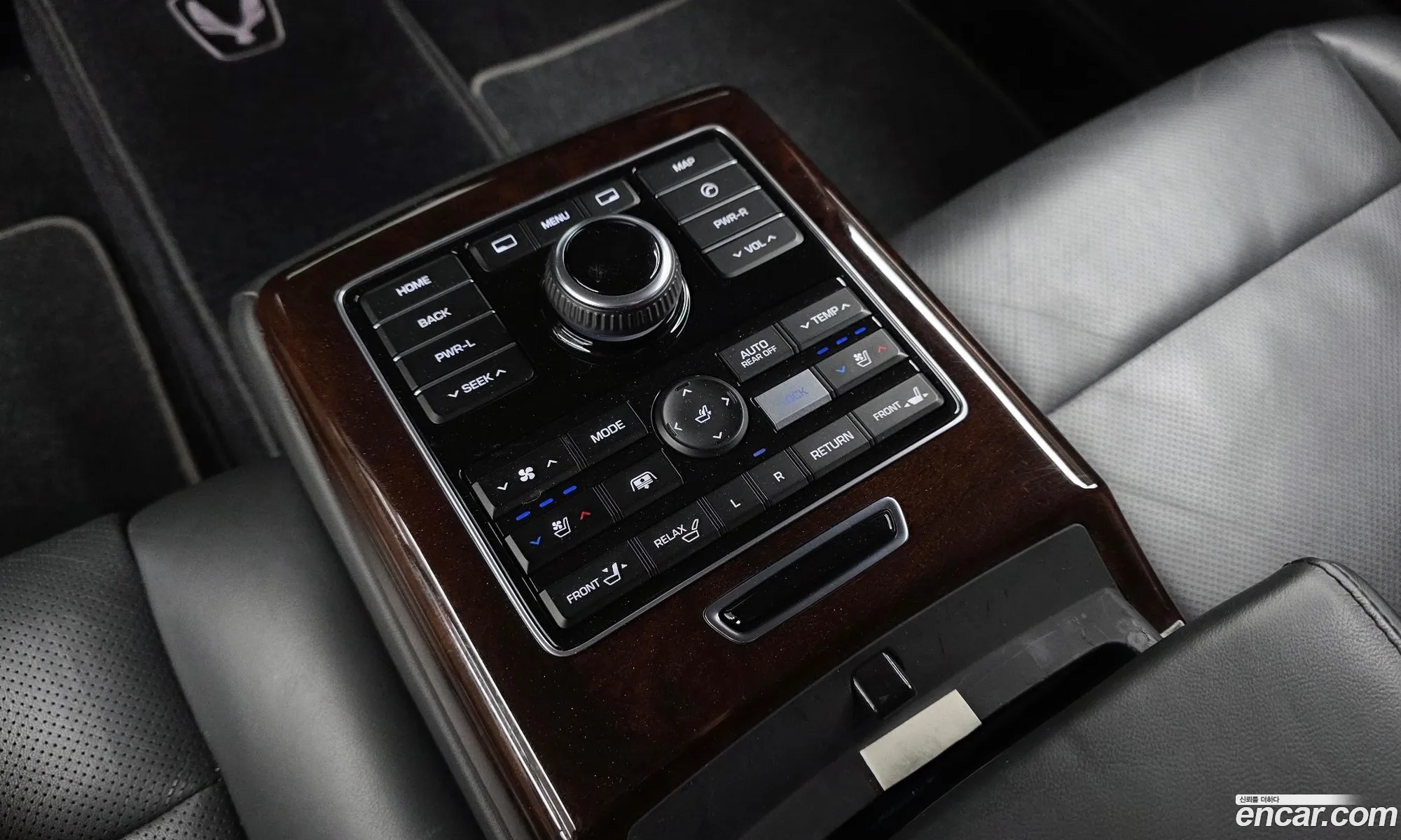 Hyundai Equus 2013 — 5
