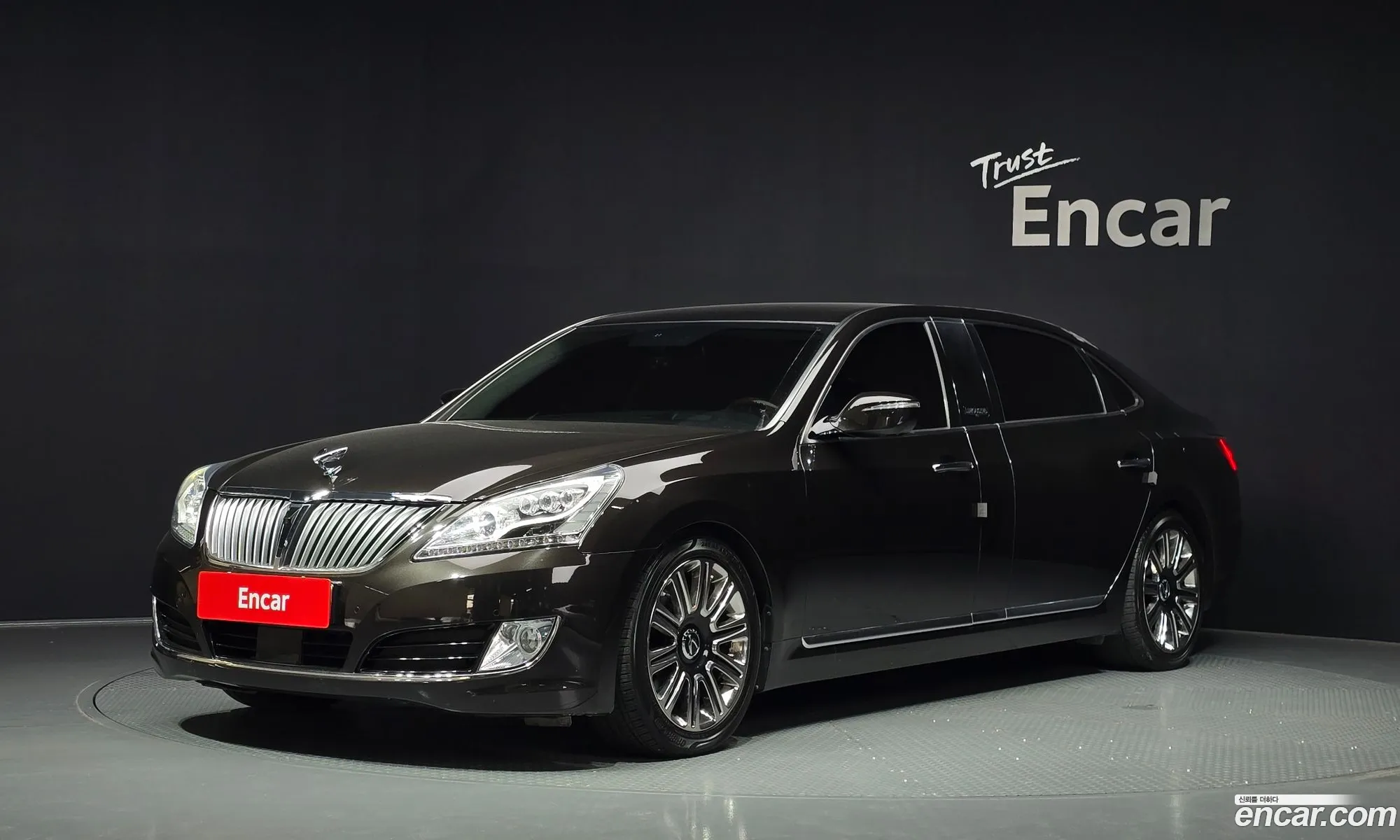Hyundai Equus 2013 — 16