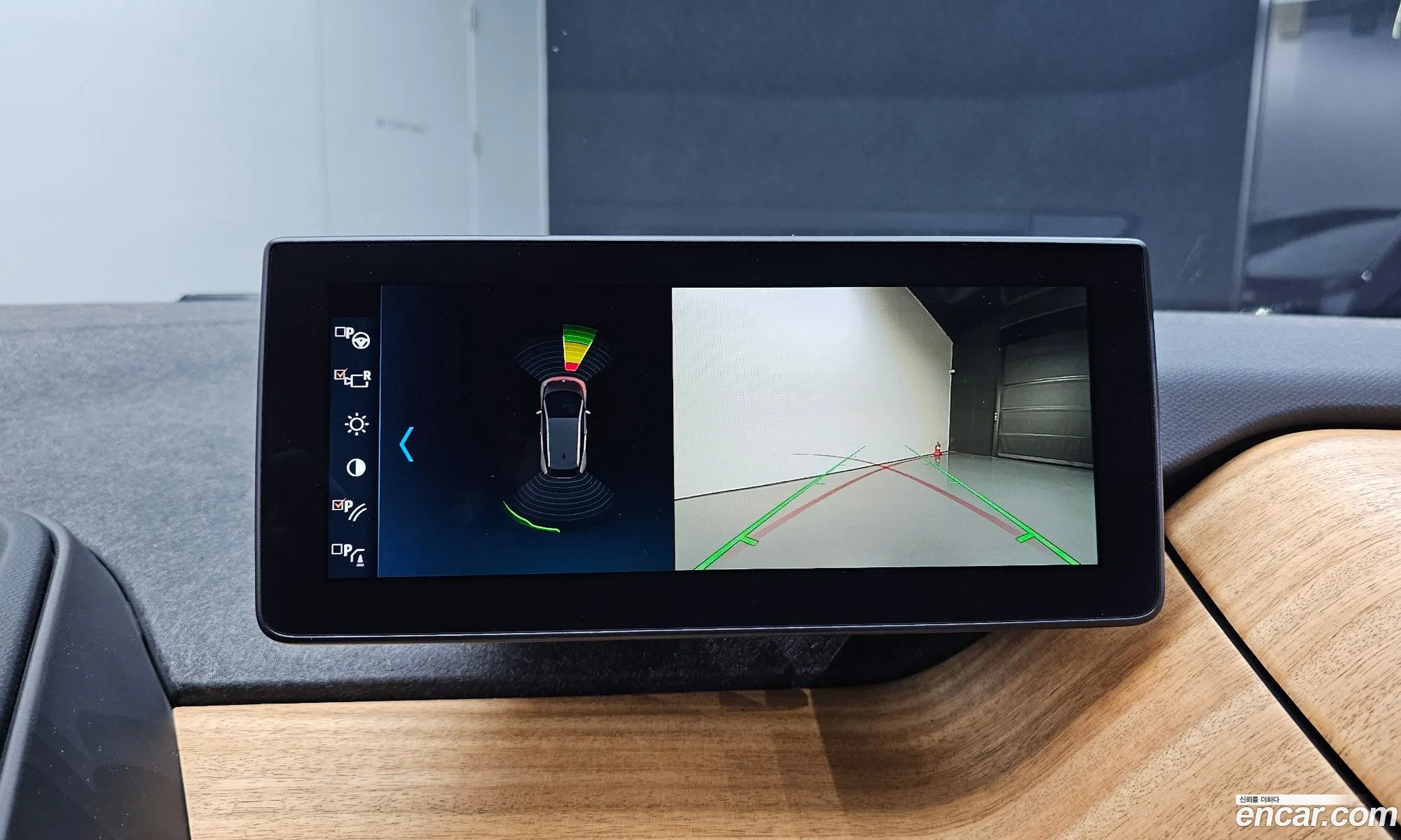 BMW i3 2018 WBY7Z2107J7B32066 — 26