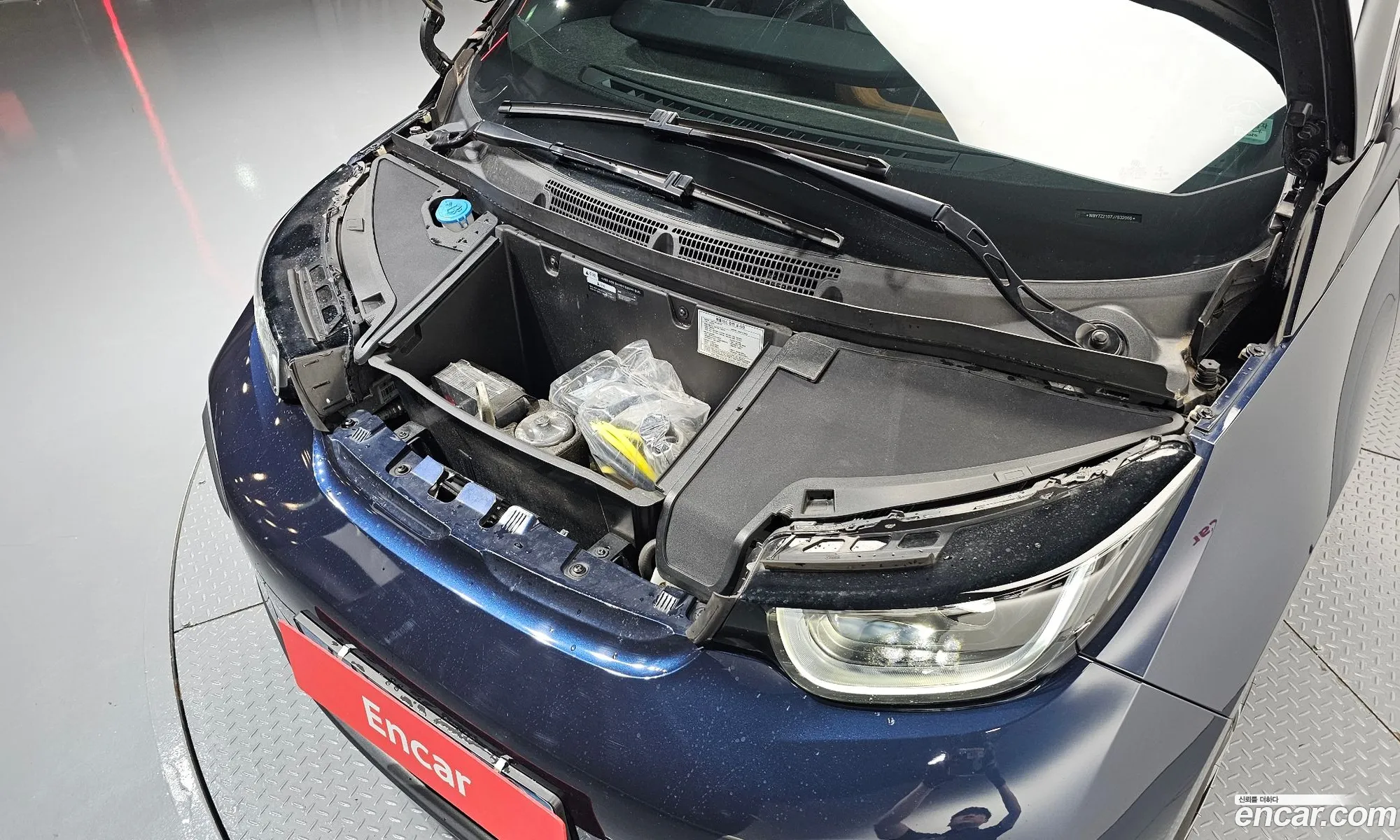 BMW i3 2018 WBY7Z2107J7B32066 — 16