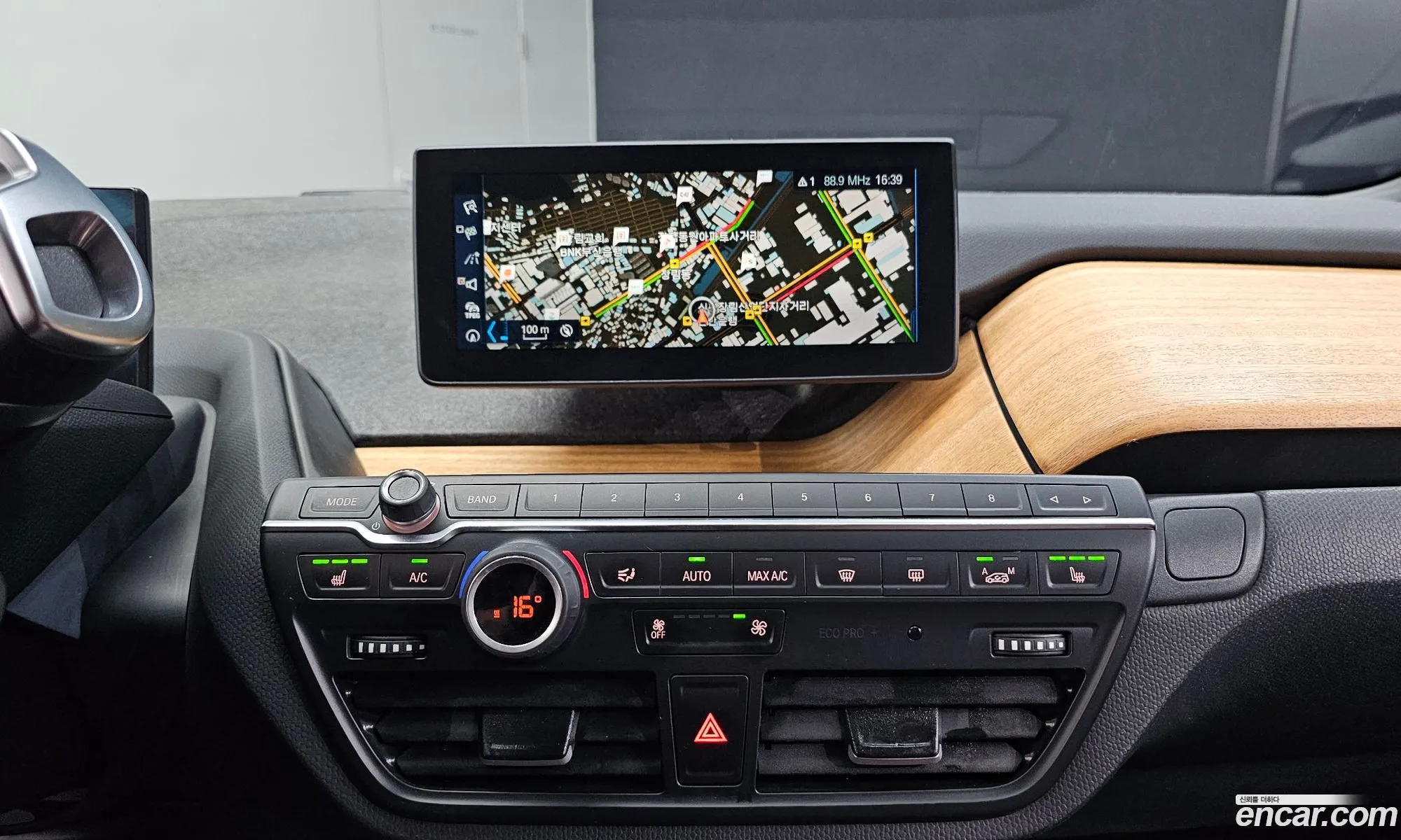 BMW i3 2018 WBY7Z2107J7B32066 — 11
