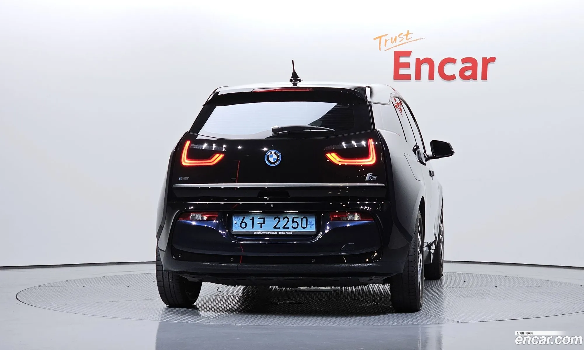BMW i3 2018 WBY7Z2107J7B32066 — 6