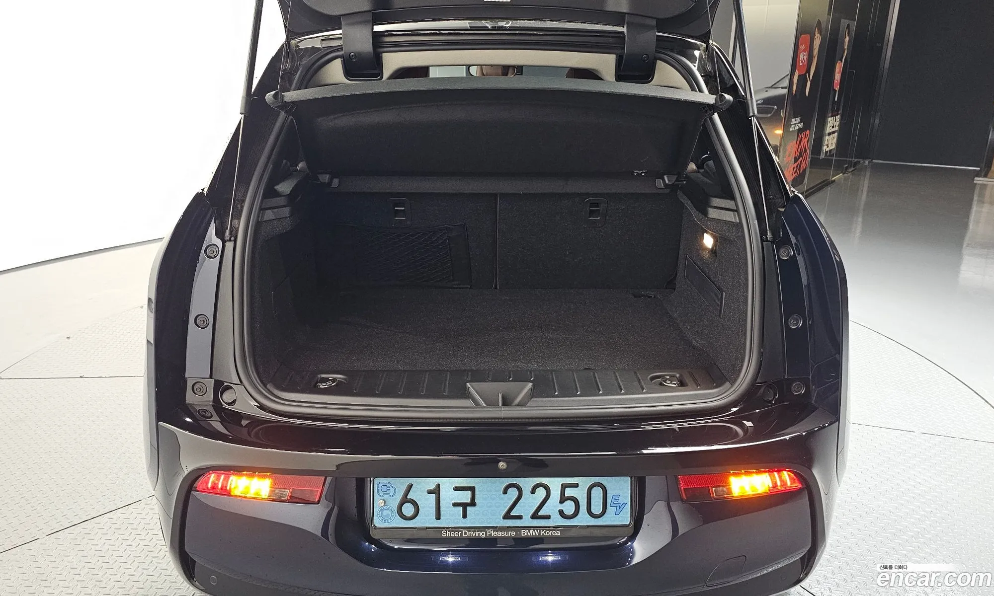 BMW i3 2018 WBY7Z2107J7B32066 — 18