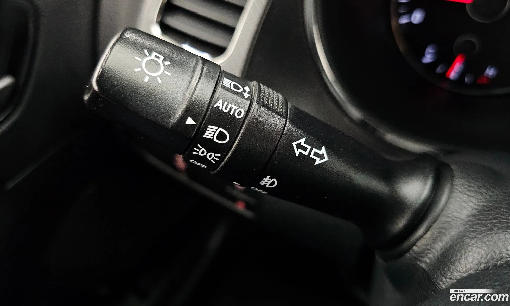Kia K3 2017 — 13