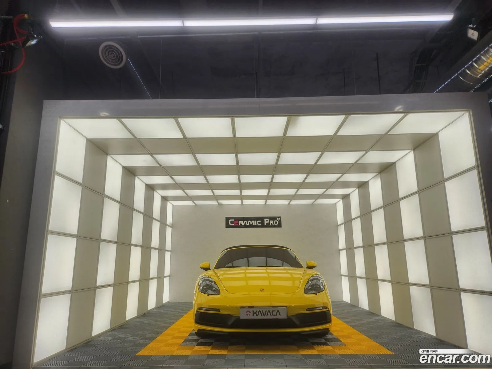 Porsche 718 Boxster