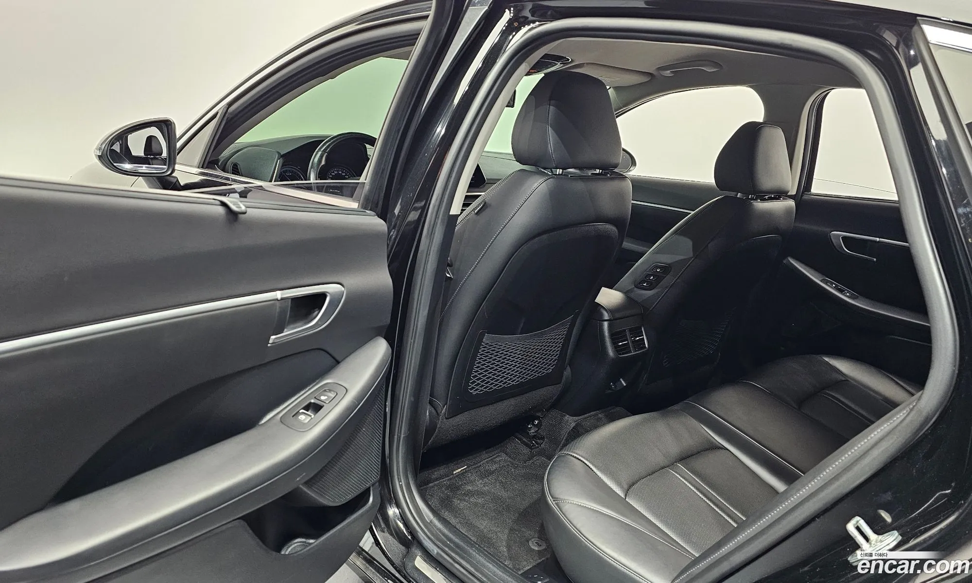 Hyundai Sonata Hybrid 2021 — 4