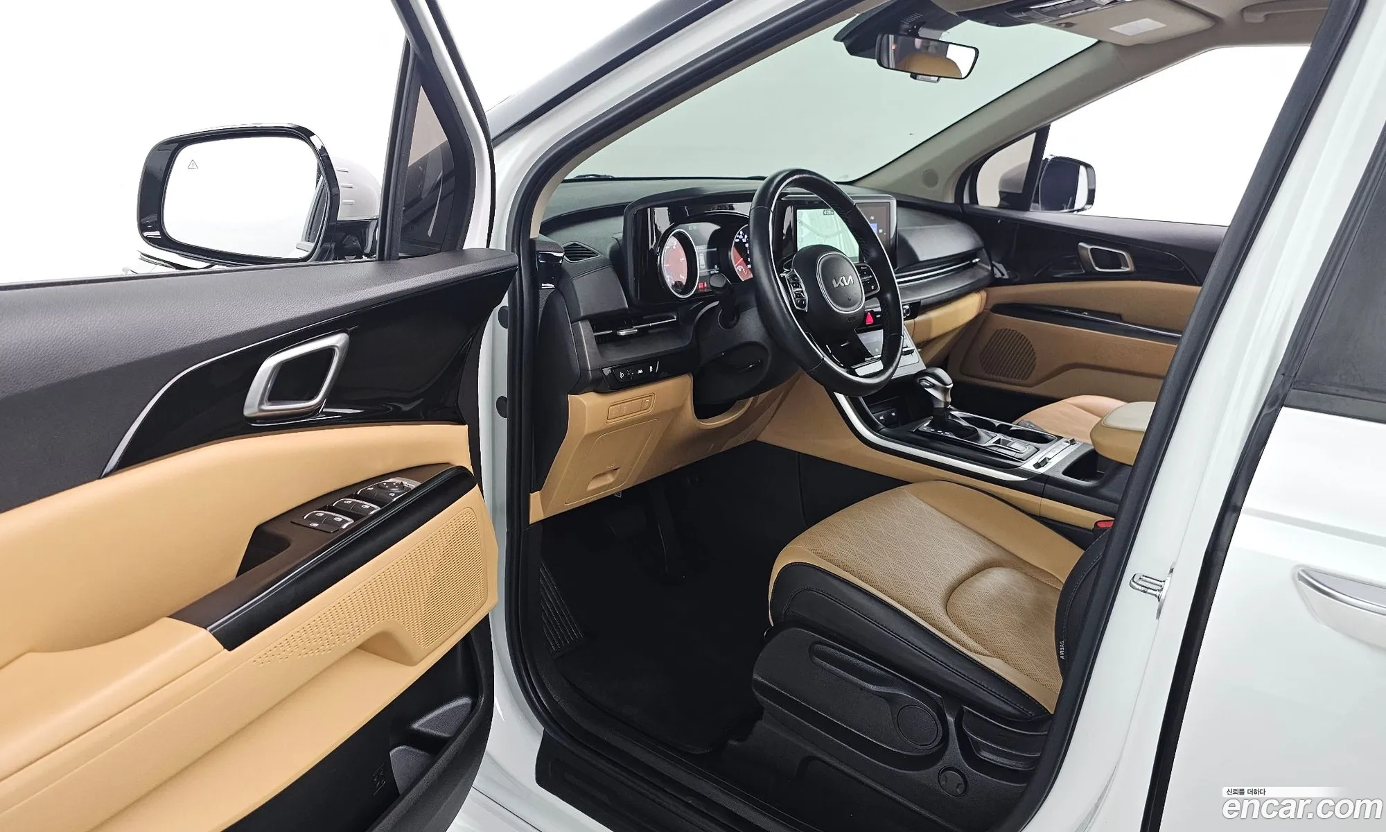 Kia Carnival 2022 — 2