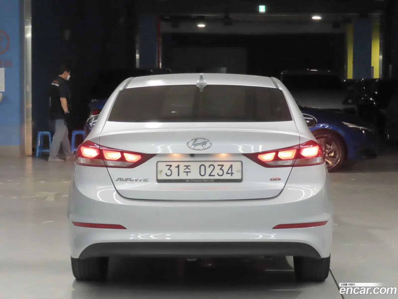 Hyundai Elantra AD 2016 — 9