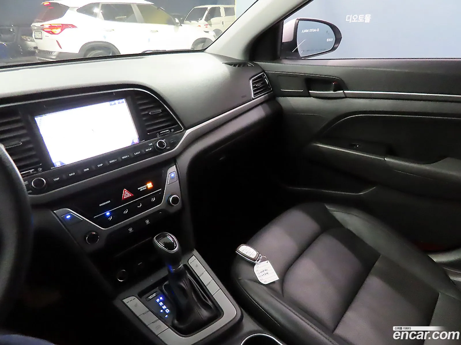 Hyundai Elantra AD 2016 — 5