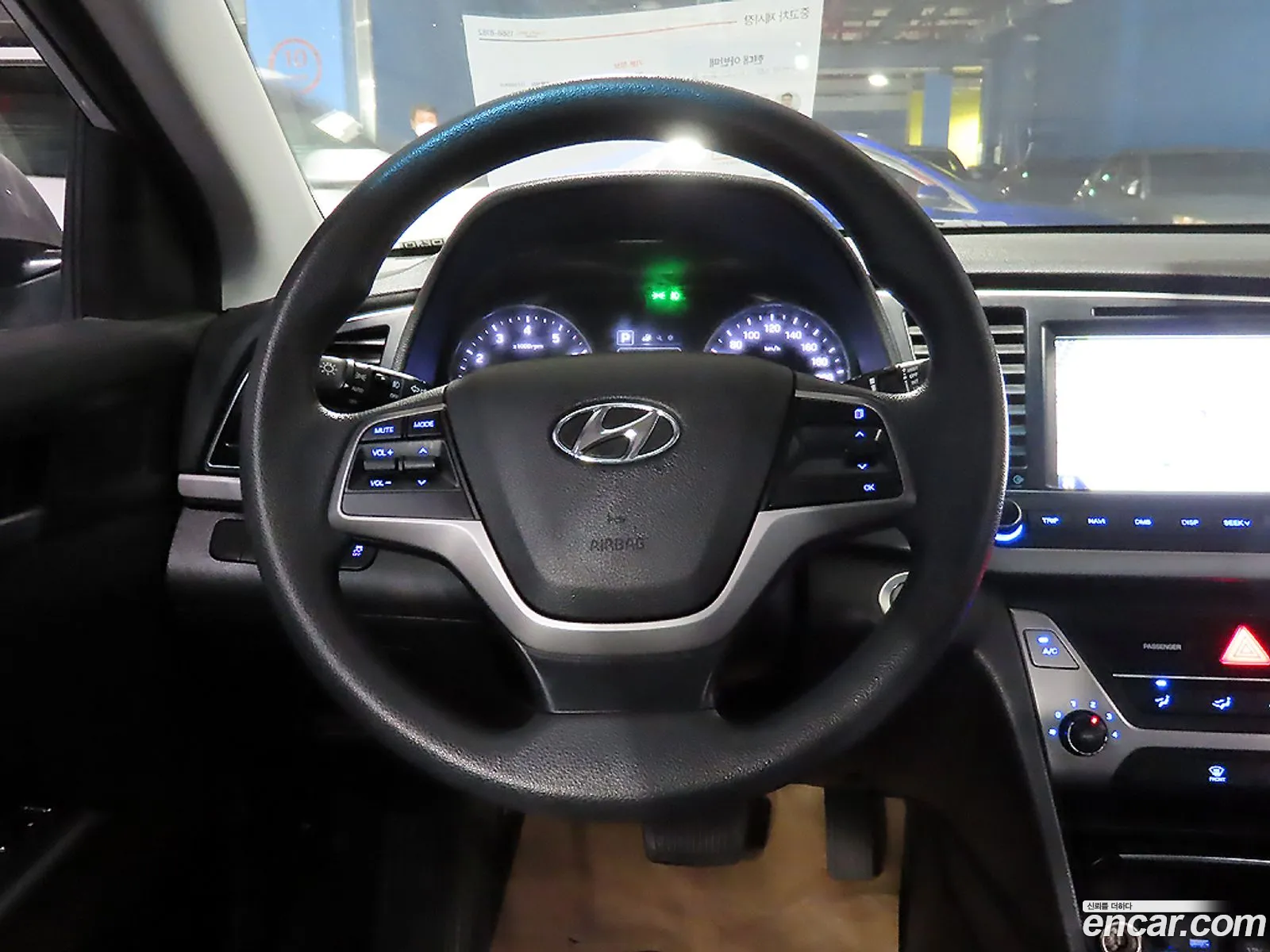 Hyundai Elantra AD 2016 — 17