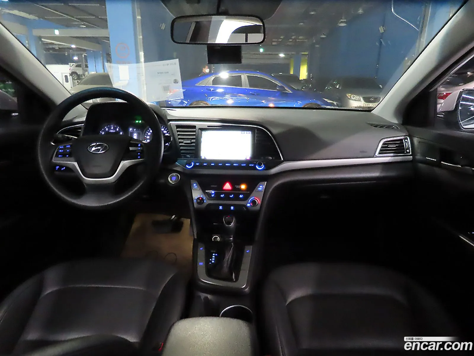 Hyundai Elantra AD 2016 — 14