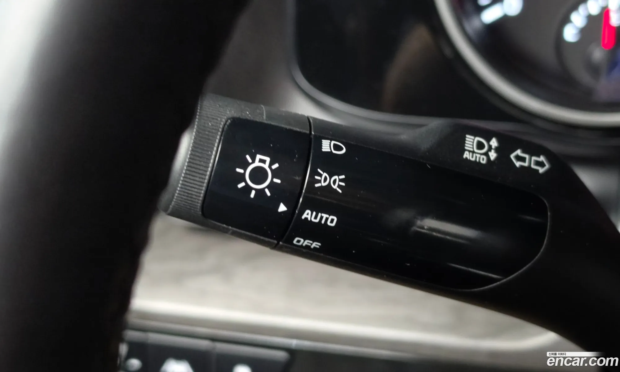 Kia Carnival 2023 KNANC813BPS319765 — 13