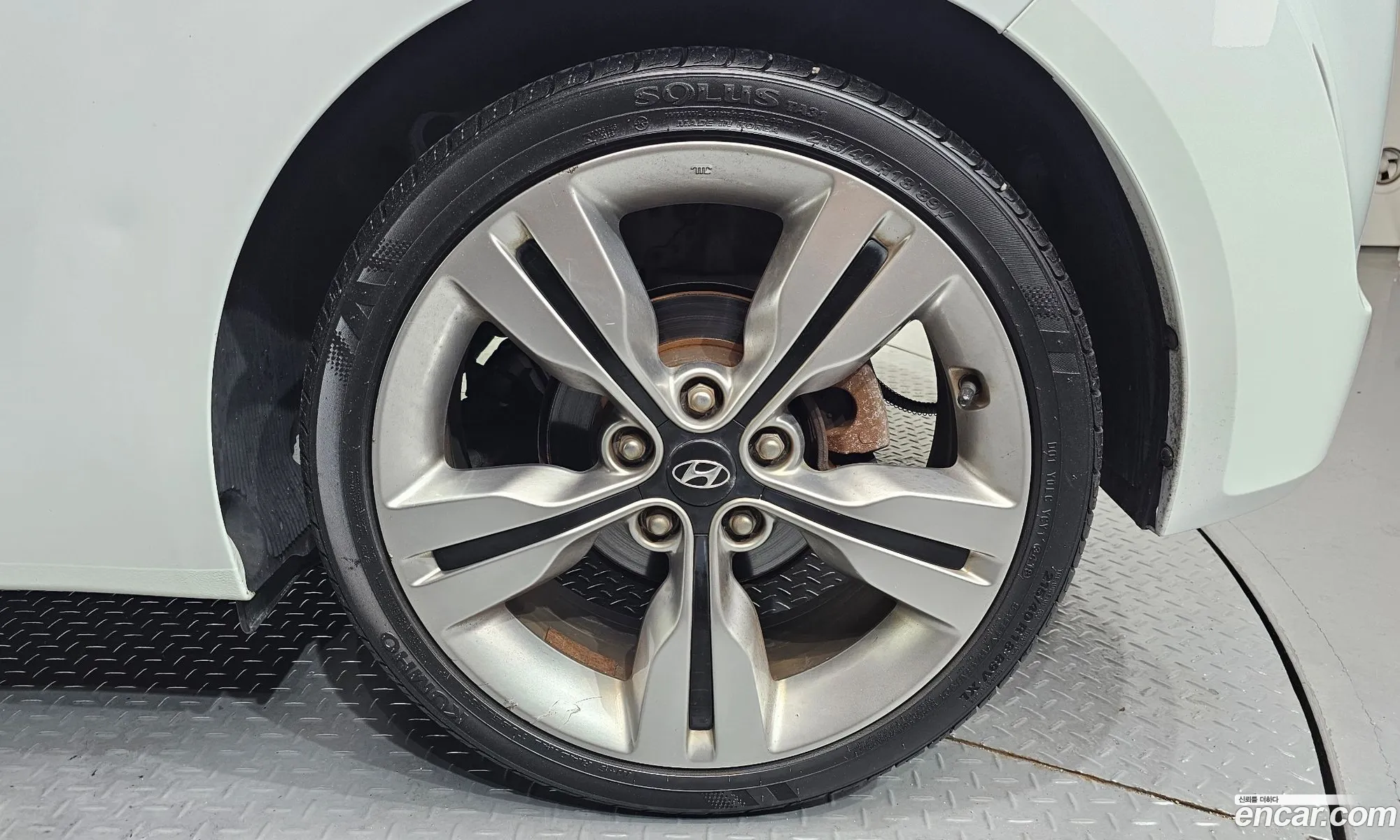 Hyundai Veloster 2014 KMHTC61DBEU192068 — 26