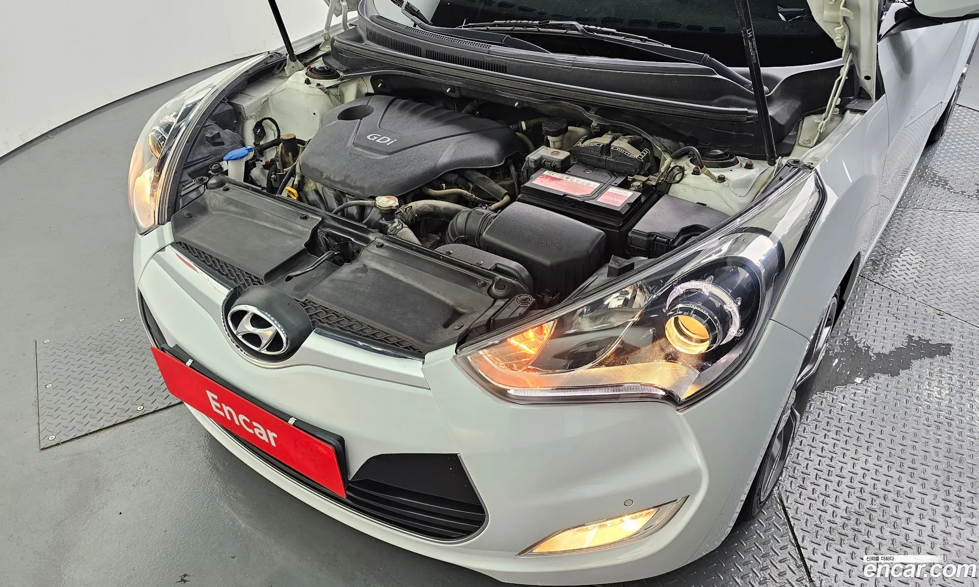 Hyundai Veloster 2014 KMHTC61DBEU192068 — 14