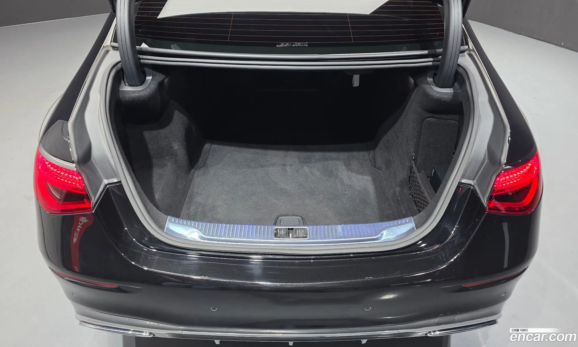 Mercedes-Benz S-Class W223 2022 — 22