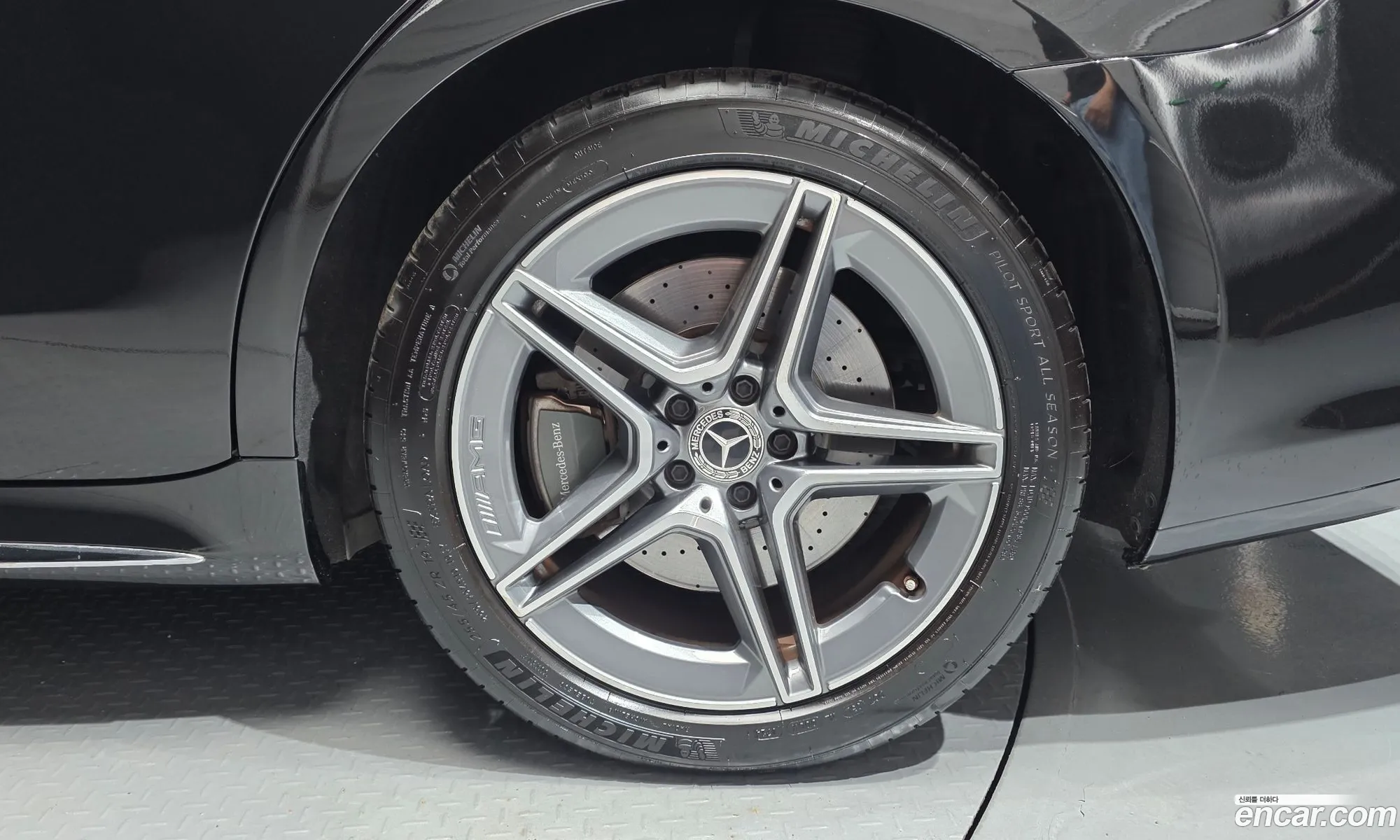 Mercedes-Benz S-Class W223 2022 — 25
