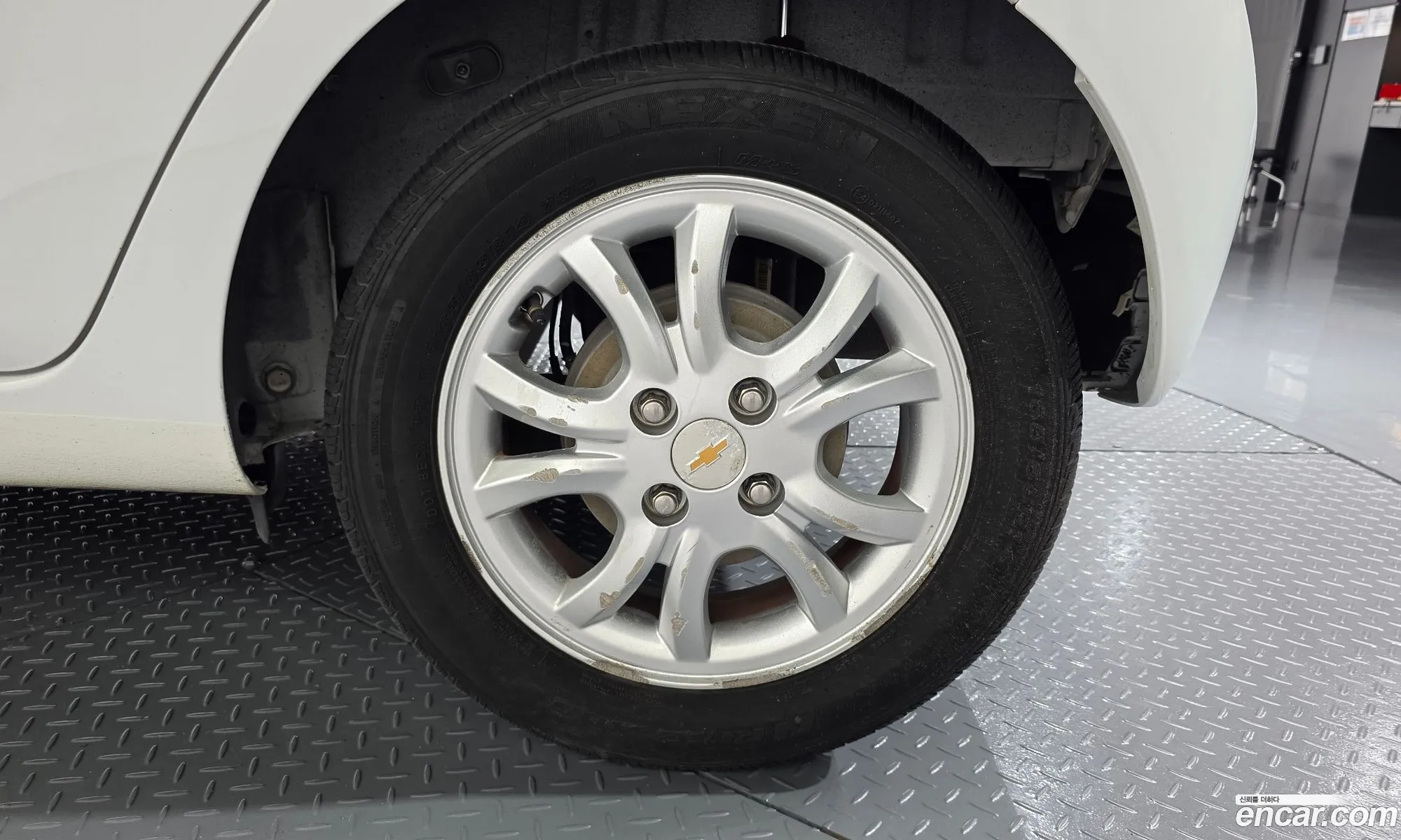 Chevrolet (GM Daewoo) Spark 2015 KLYMC48VDFC771885 — 31
