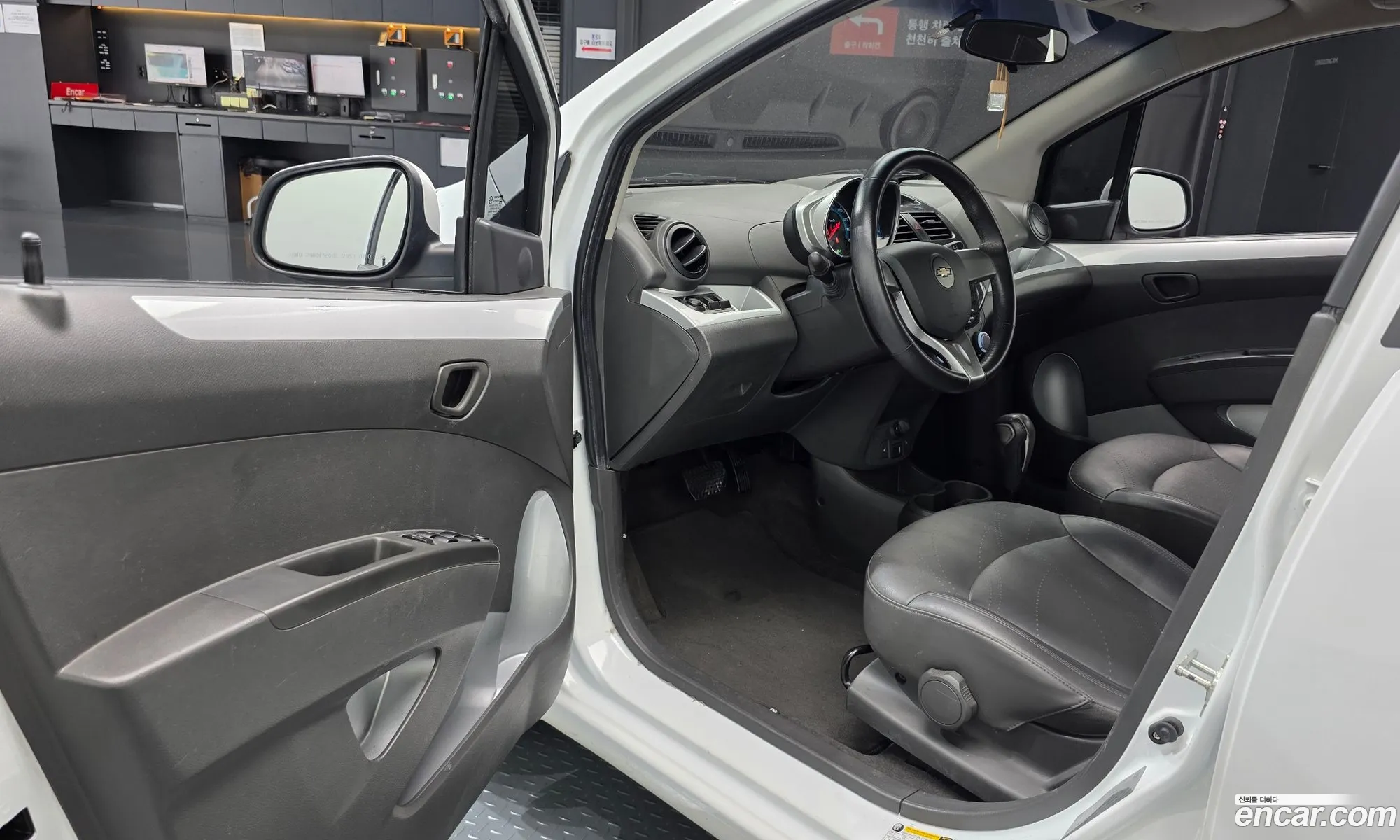 Chevrolet (GM Daewoo) Spark 2015 KLYMC48VDFC771885 — 30