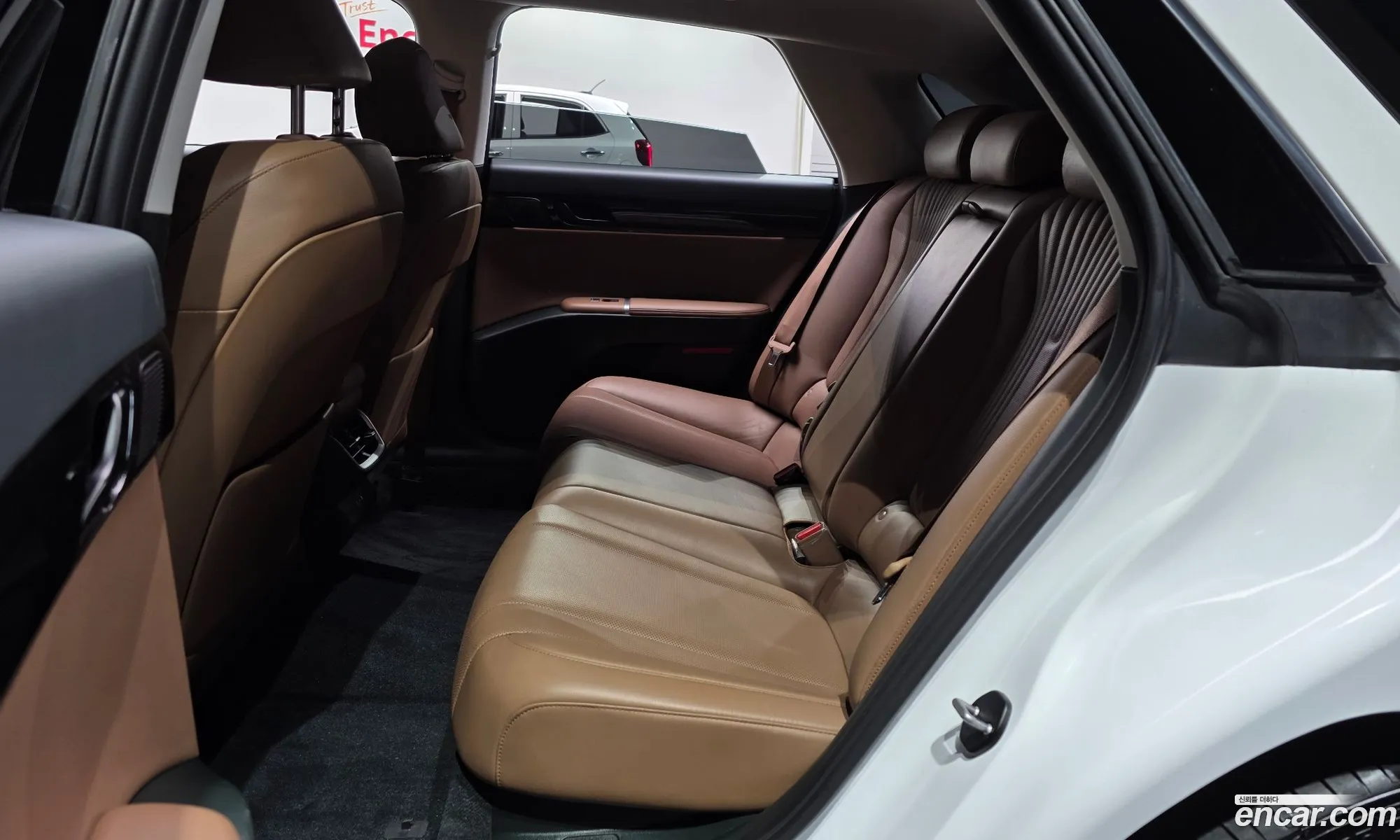 Hyundai Grandeur 2023 — 16