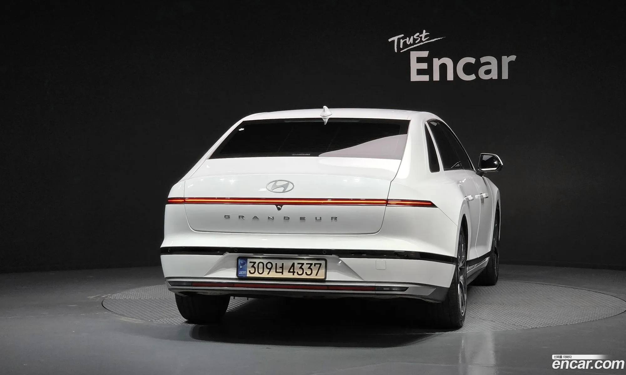 Hyundai Grandeur 2023 — 3