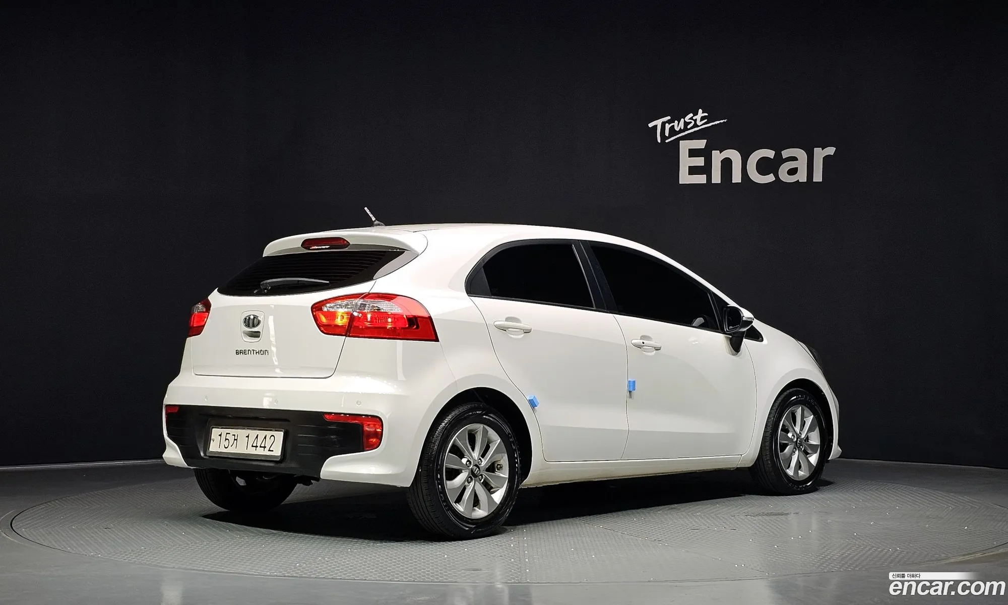 Kia Pride 2015 — 20