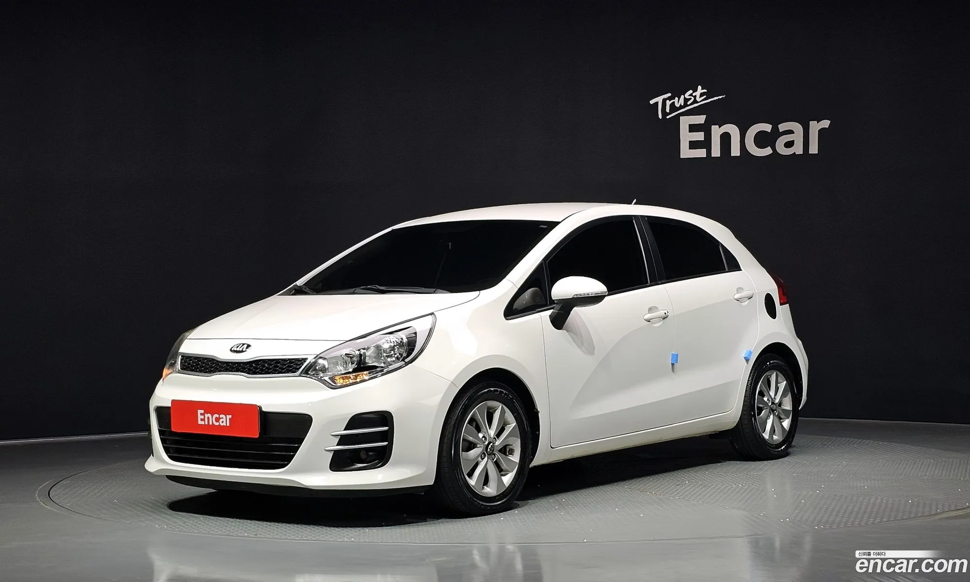 Kia Pride 2015 — 3