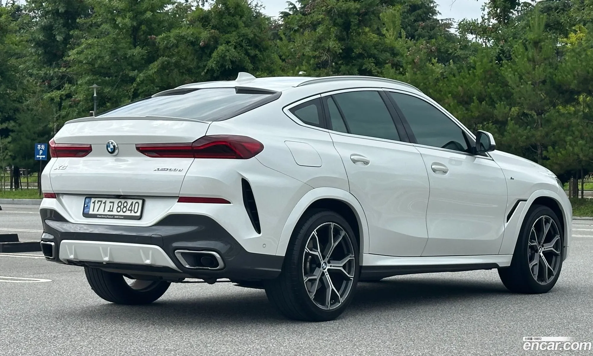 BMW X6 2022 — 12