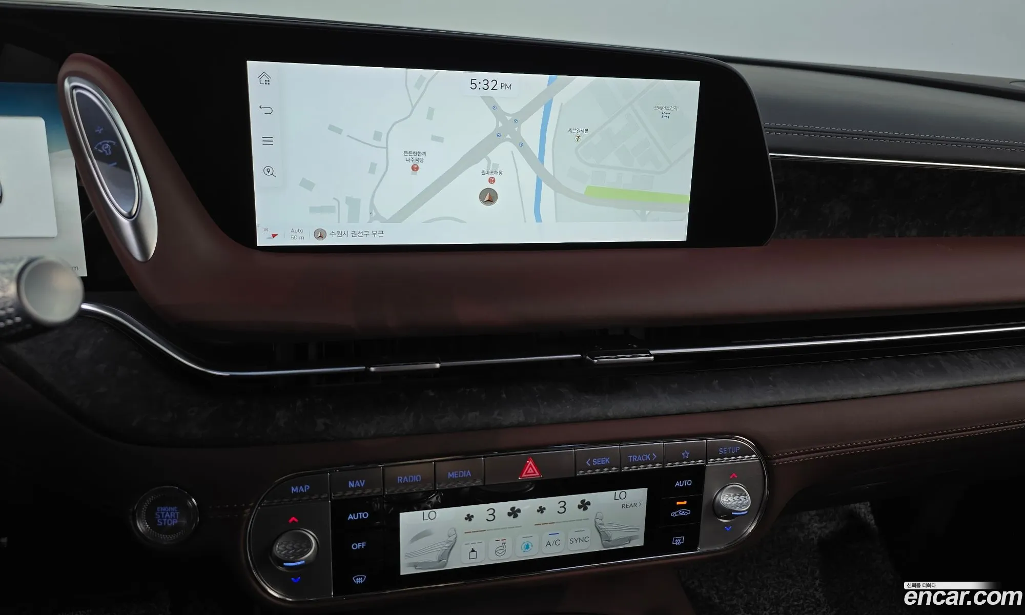 Genesis G90 2023 — 32