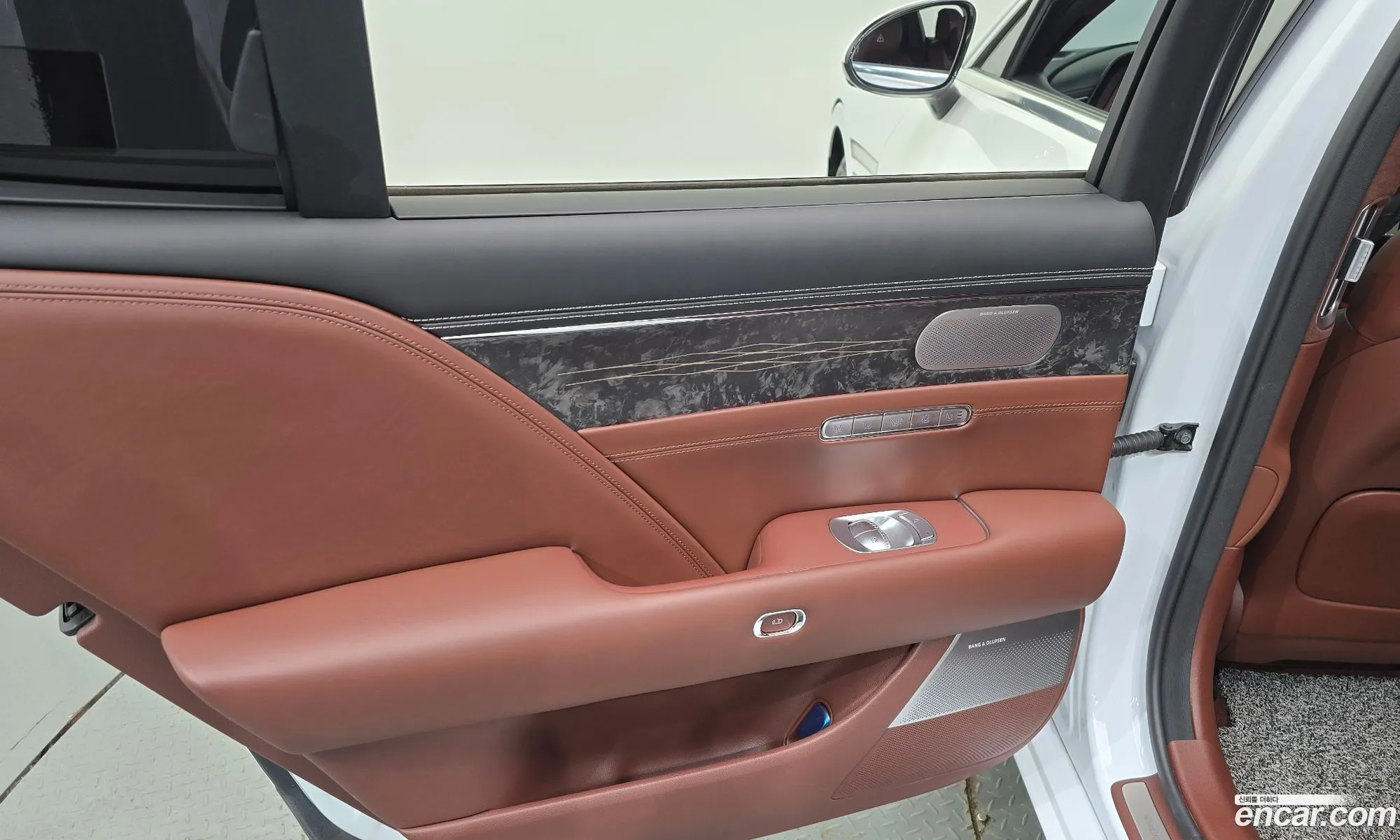 Genesis G90 2023 — 22