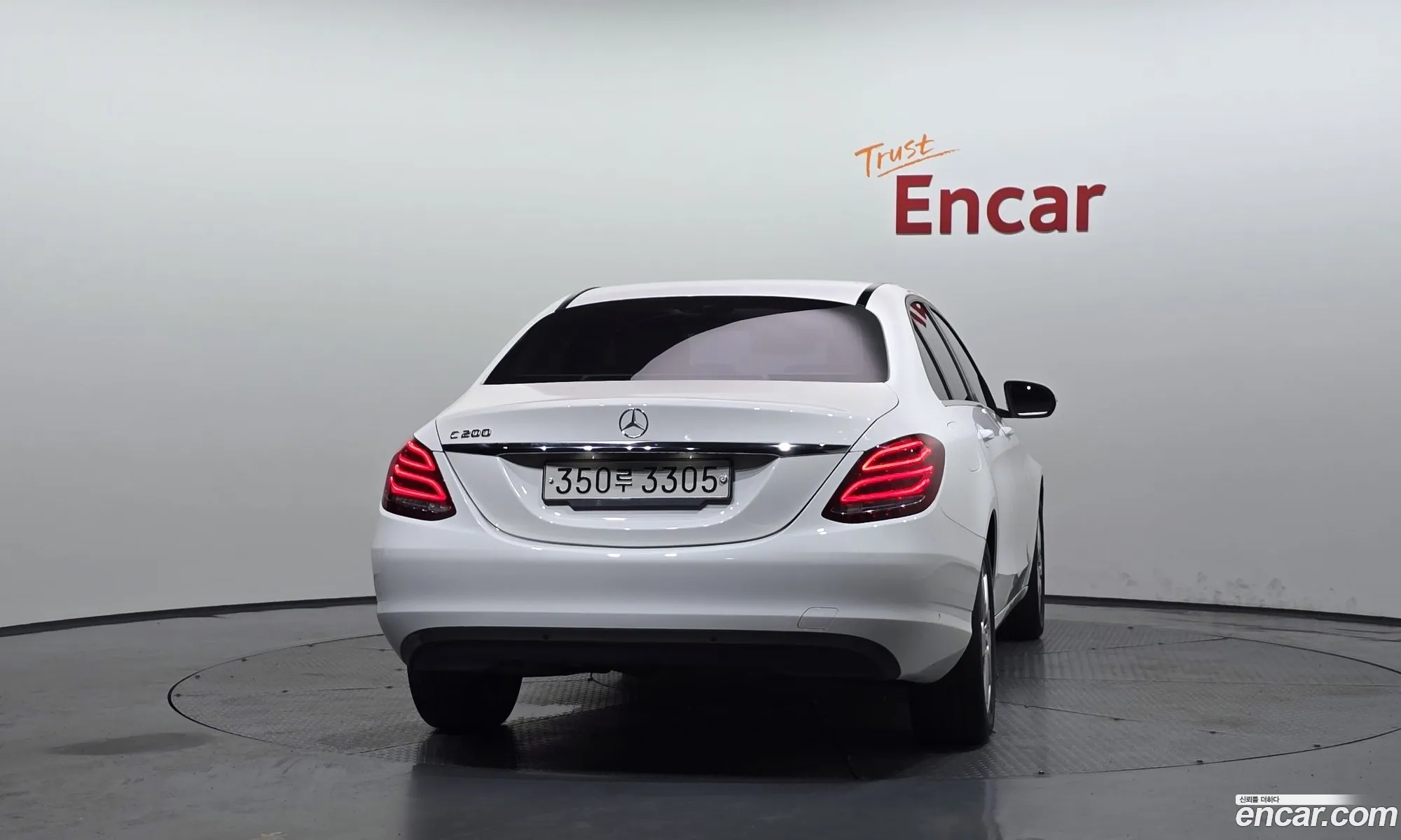 Mercedes-Benz C-Class W205 2017 — 16