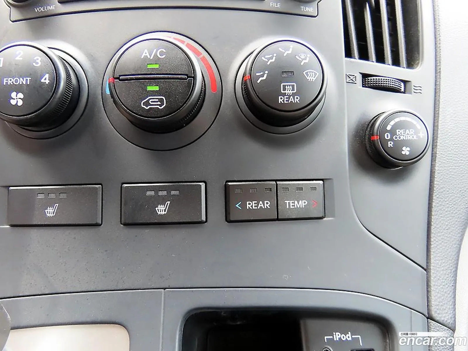 Hyundai Grand Starex 2014 — 16