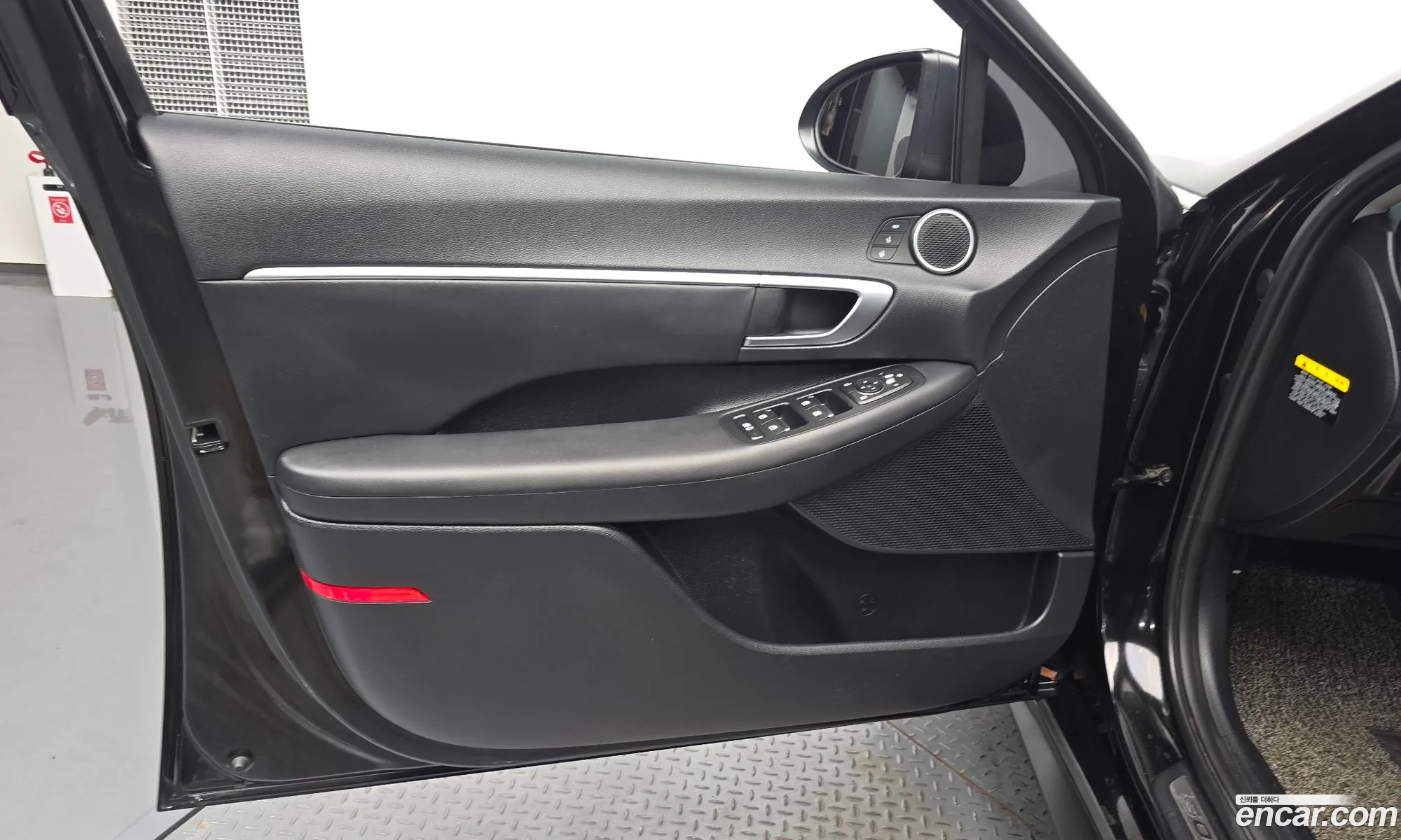 Hyundai Sonata 2019 KMHL141EBLA017544 — 17