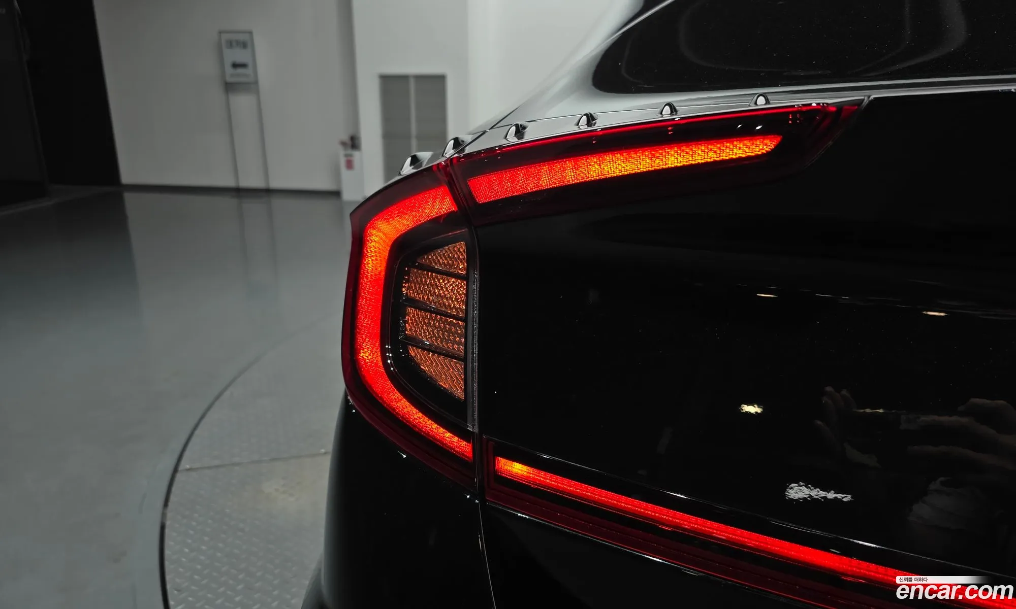 Hyundai Sonata 2019 KMHL141EBLA017544 — 20